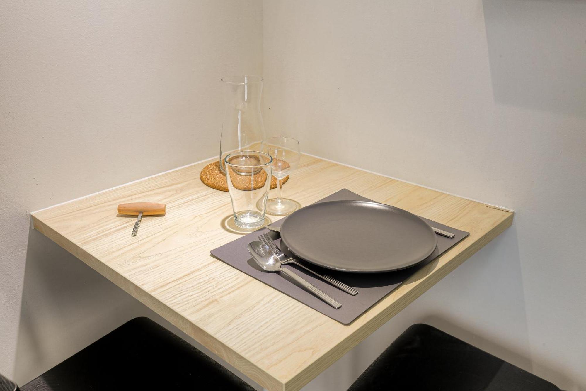 Tiny-duplex Lione